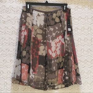 Nic+Zoe flowy lightweight floral print skirt